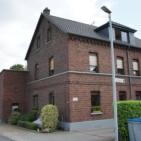 Ferienwohnung Poettershof 크레펠트 객실 사진